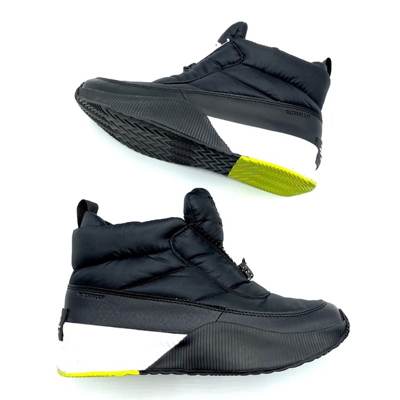 Sorel Out N About III Puffy Zip Ankle Boots - Picture 5 of 12